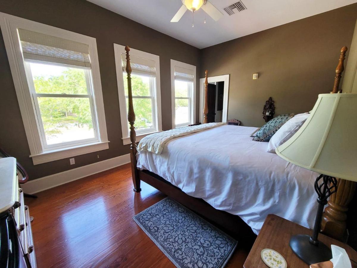 Southern Charm In The Camellia Rose Inn Gainesville Eksteriør bilde